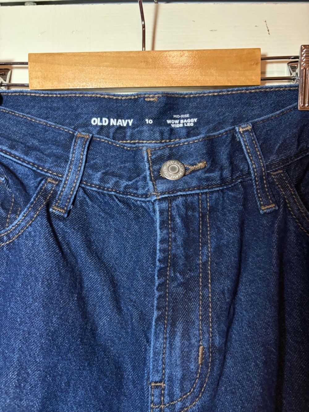 Old Navy Mid-Rise Wow Baggy Wide-Leg - Picture 3 of 3